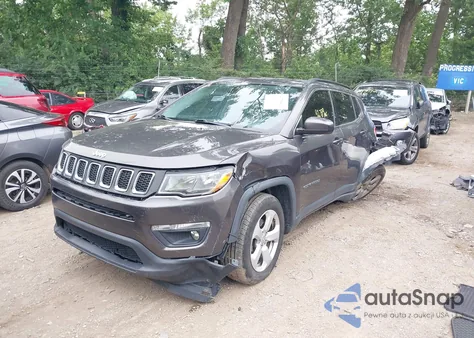 2018 Jeep Compass Latitude 4X4 из США, поврежденный, VIN 3C4NJDBBXJT463583